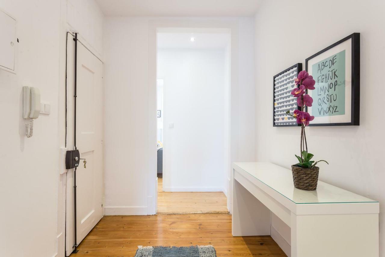 Three Bedroom Apartment In Historical Centre -Bairro Alto Lisboa Kültér fotó