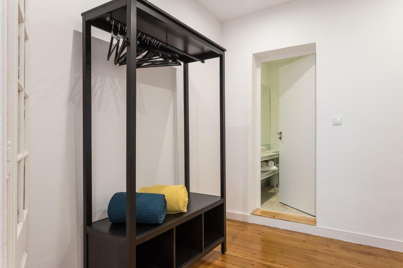 Three Bedroom Apartment In Historical Centre -Bairro Alto Lisboa Kültér fotó