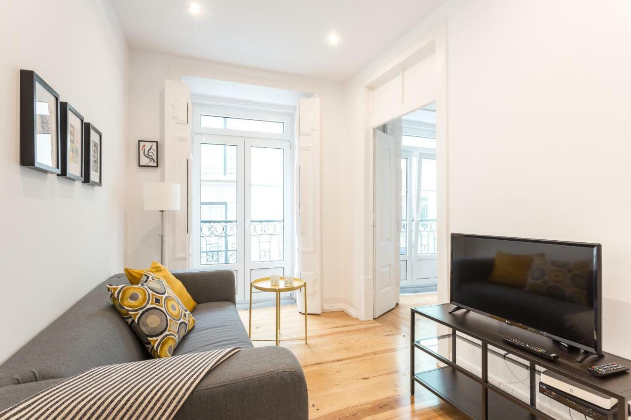 Three Bedroom Apartment In Historical Centre -Bairro Alto Lisboa Kültér fotó