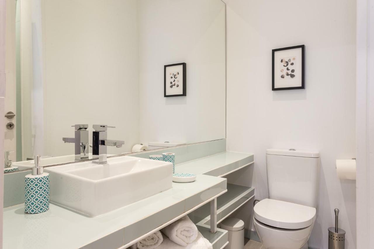 Three Bedroom Apartment In Historical Centre -Bairro Alto Lisboa Kültér fotó