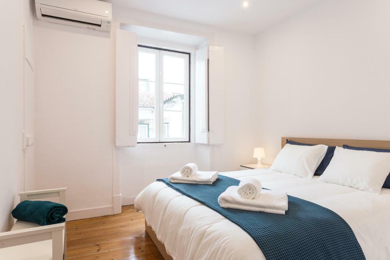 Three Bedroom Apartment In Historical Centre -Bairro Alto Lisboa Kültér fotó