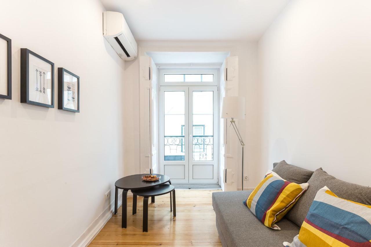 Three Bedroom Apartment In Historical Centre -Bairro Alto Lisboa Kültér fotó
